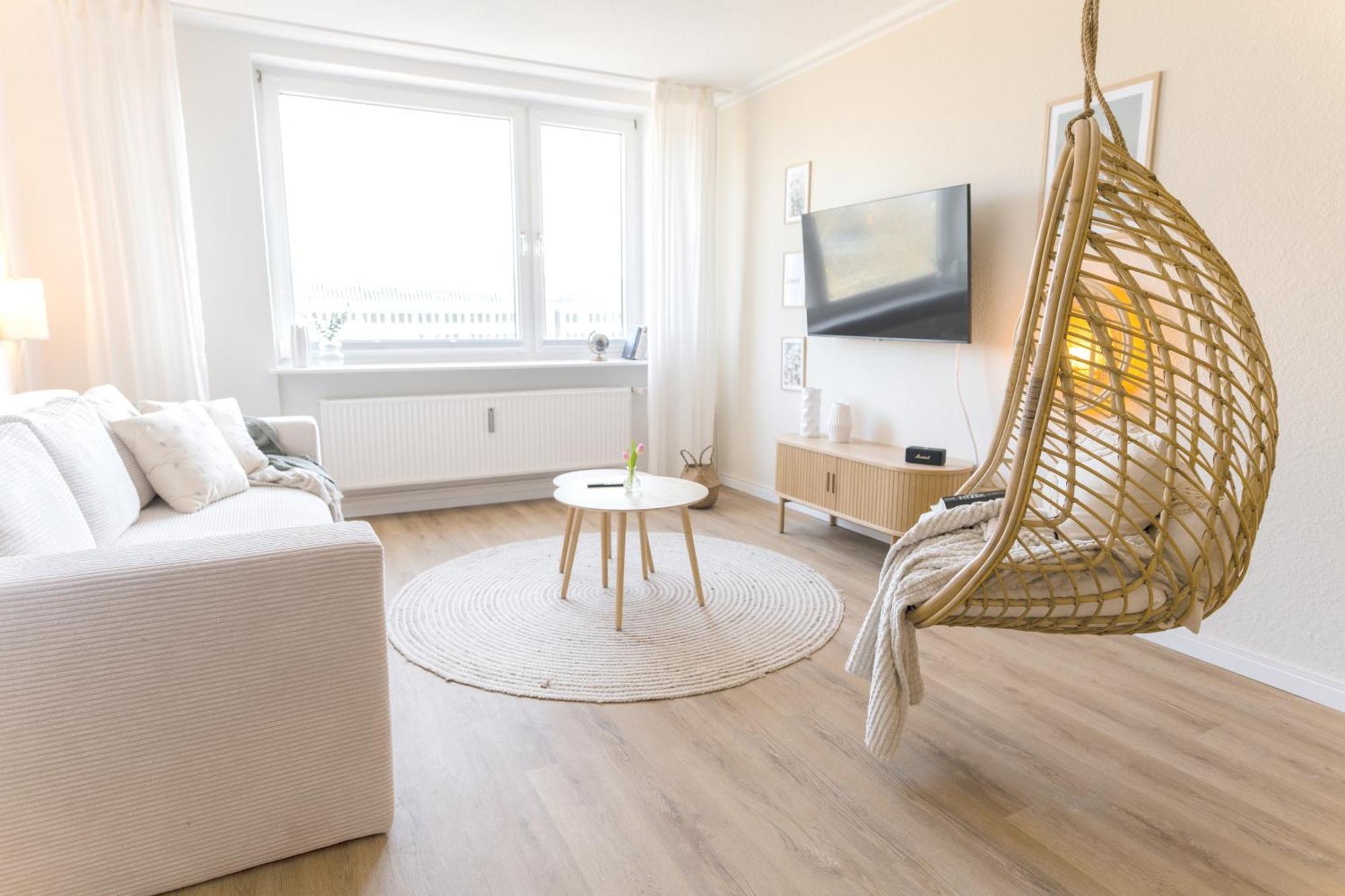 Wolfsburg Innenstadt - Happyhome - Direkt In Der Porschestrasse, 5 Personen & Kind, 3 Zimmer Esterno foto